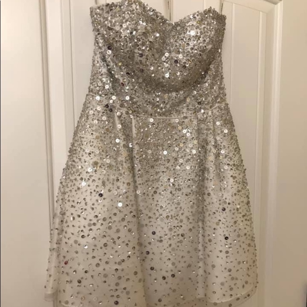 Sherri Hill sparkly white dress - Picture 2 of 8